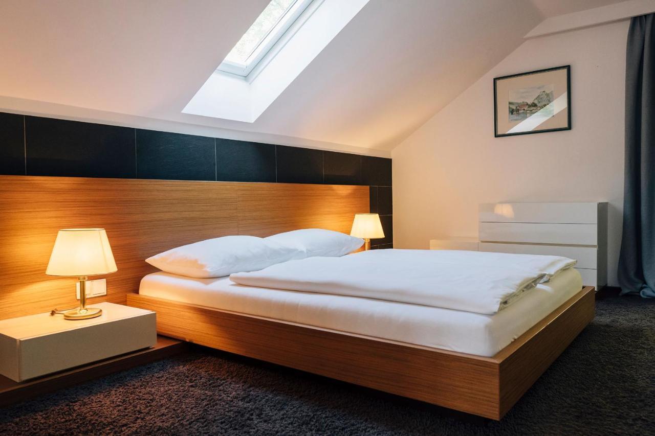 Private Suites Traunkirchen Exterior photo